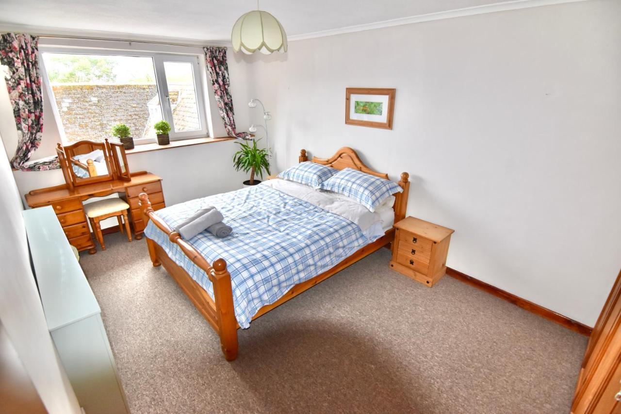 Spacious Cottage In The Village Of Wembury Exterior foto